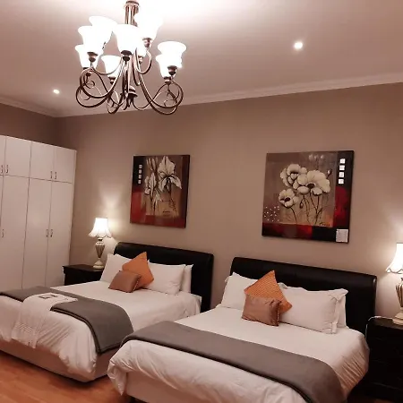 Hill Street Manor Guest house
